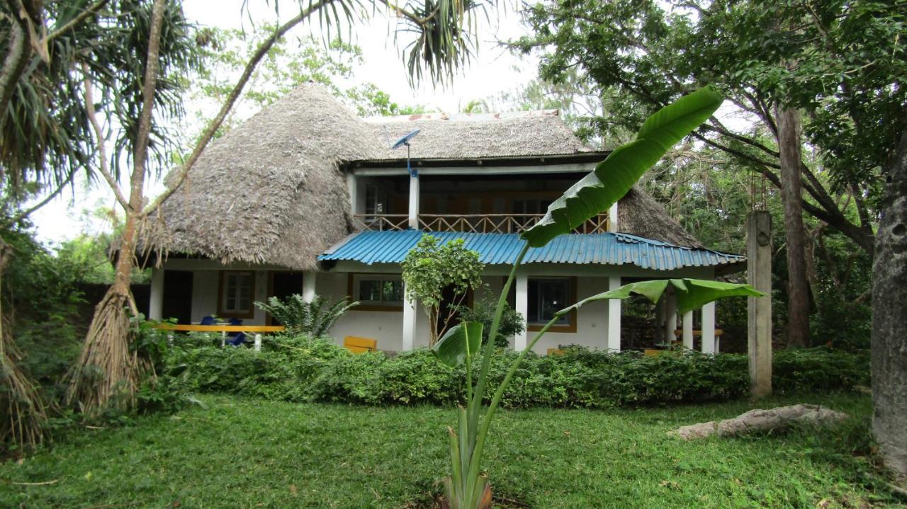 Dianistar Villas Diani Beach Buitenkant foto